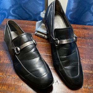 GUESS DRESS SHOES